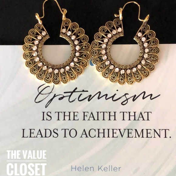 Retro rhinestone vintage design earrings - Picture 1 of 1